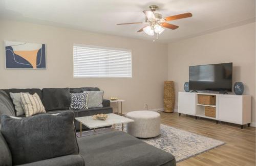 Mesa House | Cozy home near downtown Mesa Pool BBQ