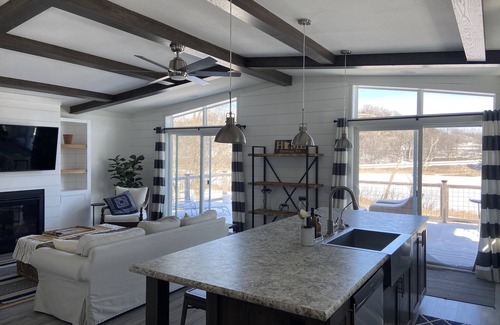 Frontenac House | Cozy home on Frontenac Pond