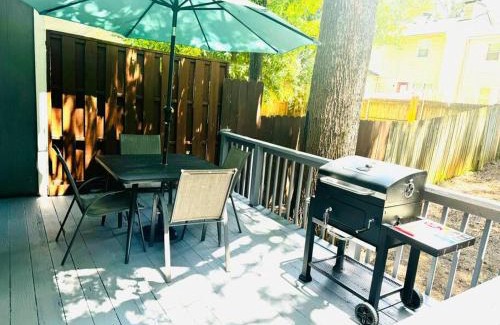 Smyrna Apartment | Cozy home with BBQ -5 min Braves