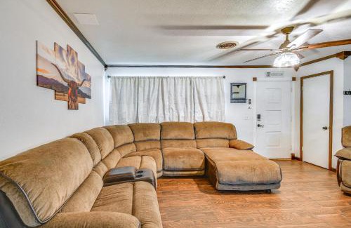 Amarillo House | Cozy Home with Fire Pit Drive to Palo Duro Canyon!