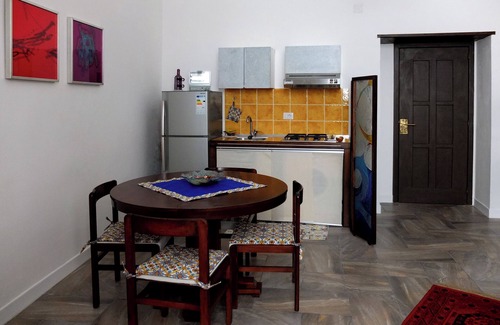 Rione Sanita Apartment | Cozy House in Naples center, sleeps 4, kitchenette, bathroom accessories