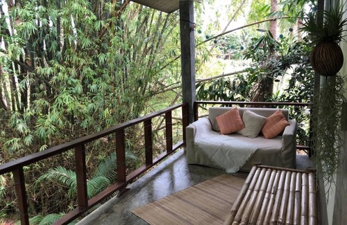 Koh Tao House | Cozy house in tranquil Tambon Ko Phangan with WiFi, AC