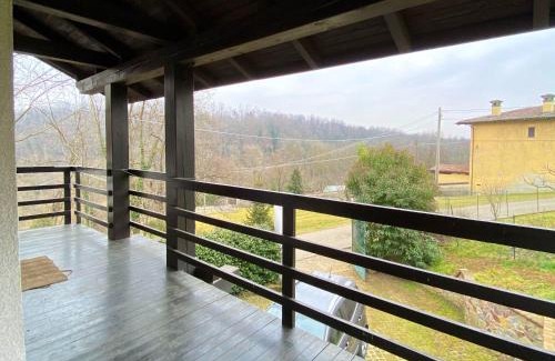 Sostegno House | Cozy house near Asei with garden and terrace