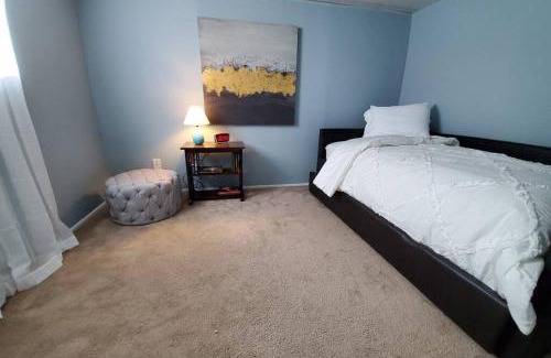 Lindenwald House | Cozy House on Cabernet