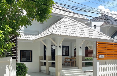 Saen Suk House | Cozy House- Private house 50m. from Bangsean Beach