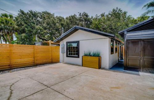 Vero Beach House | Cozy King Suite Sebastian 2mi to Wabasso Beach
