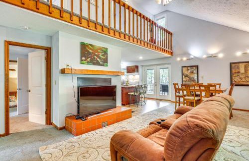 Hayesville House | Cozy Lake Chatuge Getaway, Walk to Water!