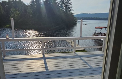 Errol House | Cozy Lake Front home for Boating, fishing, winter sports, and gorgeous views,