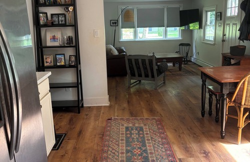 Saratoga Springs House | Cozy lake house!
