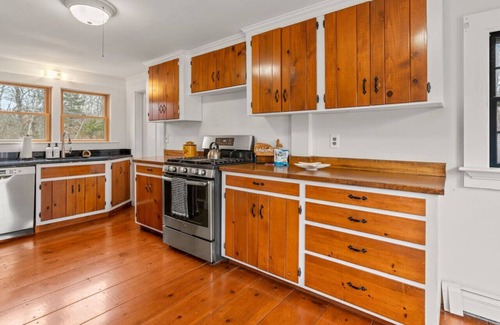 East Harwich House | Cozy Large Home in Harwich with Patio near Wequassett Resort