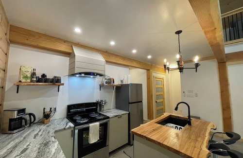 Faraday Cabin | Cozy Log Cabin w/Lake Access. Pet Friendly