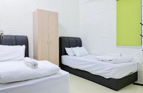 Batu Enam House | Cozy Lunas House near to Kulim Hi Tech Park & BKE