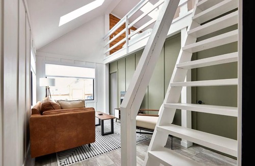 Medicine Hat House | Cozy Mid-Century Modern Home