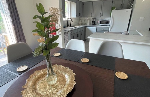 Orillia House | Cozy, Modern Home Close to Public Beach and Downtown Orillia