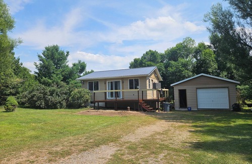 Weirgor Cottage | Cozy Northwoods Getaway