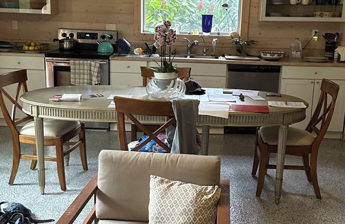 Loxahatchee Groves Apartment | Cozy one bedroom guest house on peaceful 5 acre mango farm in Loxahatchee .