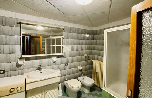 Vertova Apartment | Cozy Panoramic apartment in Vertova with mountain views