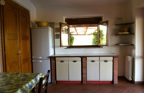 Capranica House | Cozy, Panoramic, Quiet Cottage in Capranica, 1h10 to Rome San Pietro by train