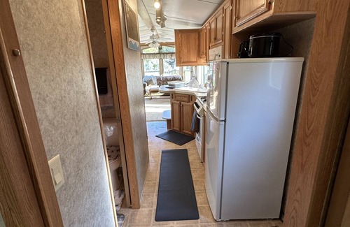 Ontonagon House | Cozy Park Model minutes from many of UPs popular attractions & UTV/ATV Snow Trls