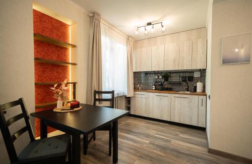 Agenskalns Apartment | Cozy Park-View Studio Apartment with Free Parking