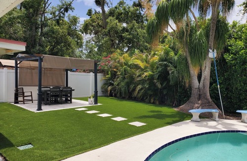 Egypt Lake-Leto House | Cozy Pool Home. 10 min from Bucs Stadium