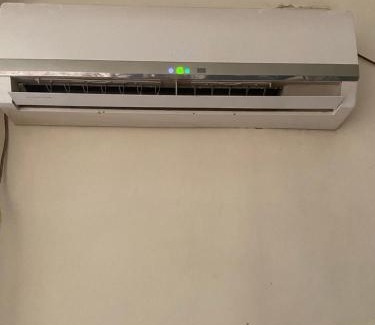 Heliopolis Bed & Breakfast | Cozy Private Room with Balcony