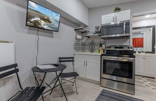 St. Petersburg - Clearwater Apartment | Cozy & Private Studio w/Outdoor Deck