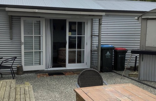 Point Chevalier Cottage | Cozy Pt Chevalier self contained unit