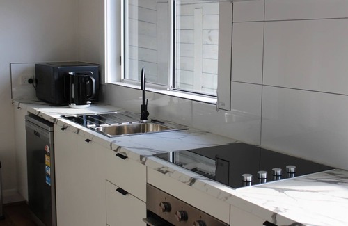 Invermay House | Cozy Retreat Central Invermay