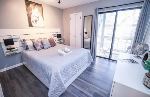 Avoca Apartment | Cozy Retreat Golf, Lake & Nature at Beautiful Lake Monroe