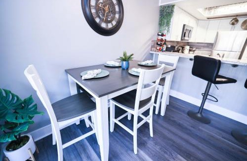Avoca Apartment | Cozy Retreat Golf, Lake & Nature at Beautiful Lake Monroe