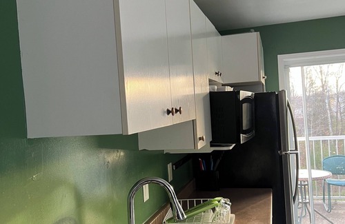 Aylmer Apartment | Cozy retreat In National Capital Region!