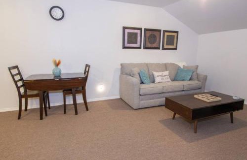 Waynesville Apartment | Cozy Retreat Near Ft Wood!