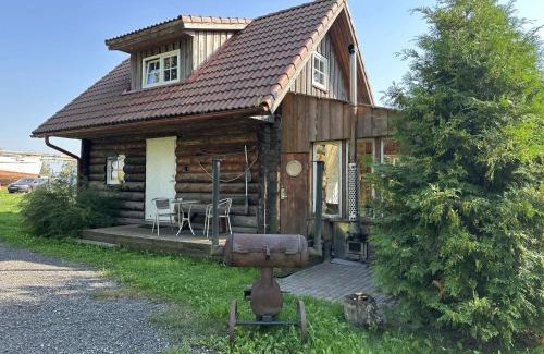 Parnu House | Cozy River House with hot tub