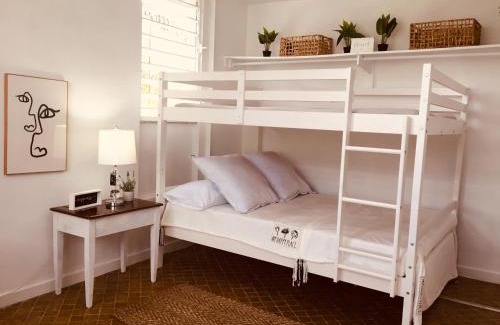 Caimito Bed & Breakfast | Cozy Room for 4 at San Juan Metro Area