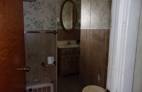 Massena Bed & Breakfast | Cozy room in central location! Great for couples or solo travelers!