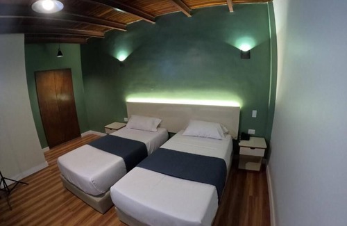 Santa Teresa Hotel | Cozy room with personnel cook and massager in lovely Caracas