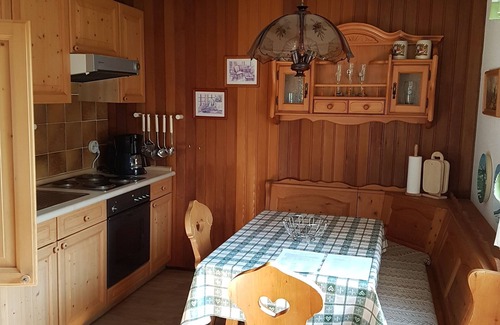 Arrach Apartment | Cozy rustic Bavarian holiday apartment on the lake in the holiday village of Hoher Bogen