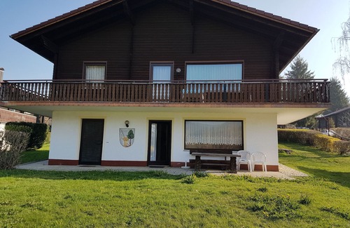 Arrach Apartment | Cozy rustic Bavarian holiday apartment on the lake in the holiday village of Hoher Bogen