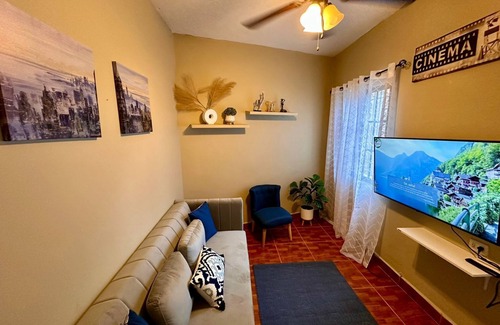 Sector 1 Nor-Oeste Apartment | Cozy San Pedro Sula apartment with WiFi, AC, full kitchen, and comfy living room