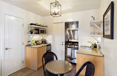 Del Mar Heights Apartment | Cozy Seashore Studio by Gather Near Torrey Pines Beach Lagoons