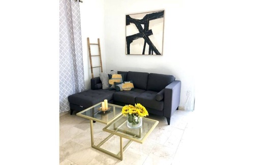 Eleanor Roosevelt Apartment | ✭Cozy Small Apart w/AC❤WIFI Hato Rey Centro
