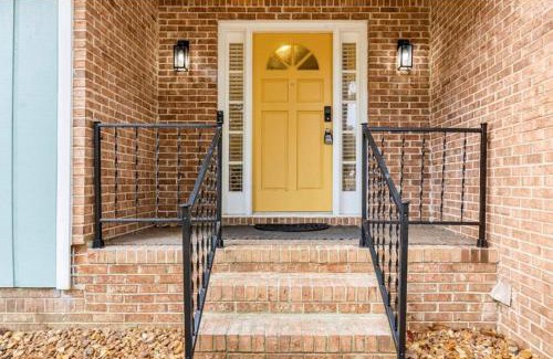 Church Street Villa | Cozy & Spacious 3BD/2.5BTH Home