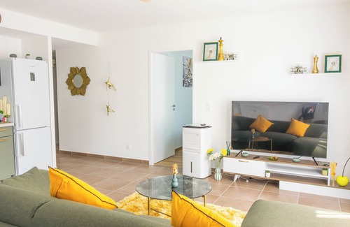 Cluses Apartment | Cozy, Spacious condo with balcony and beautiful serene mountain views.