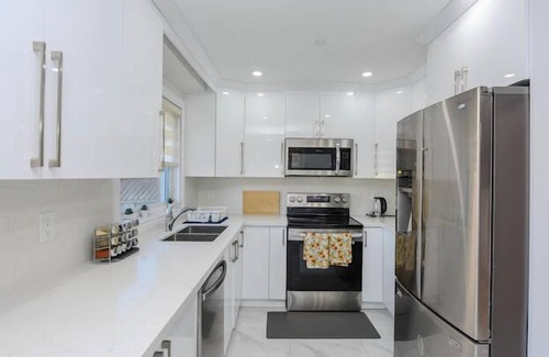 Lisgar Apartment | Cozy&Spacious Retreat in the Heart of Mississauga