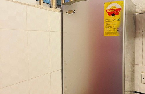 Labadi Apartment | Cozy studio apartment 5mins from the Beach! Pet-friendly