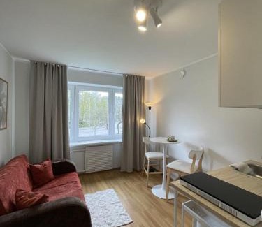 Lillekula Apartment | Cozy Studio by Kristiine Centre
