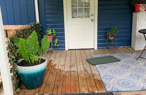 Lufkin Apartment | Cozy studio in charming Lufkin with AC, WiFi