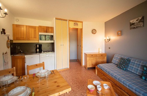 Les Avanchers-Valmorel Apartment | Cozy Studio in Valmorel - Ski-In/Ski-Out, Mountain Views, Pet-Friendly