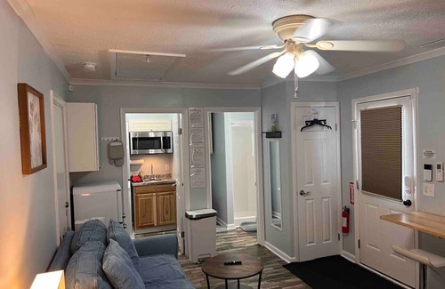 Beaufort Condo | Cozy Studio Retreat. Pets are allowed